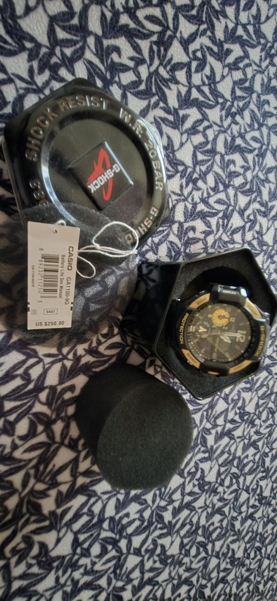 CASIO G-SHOCK GA1100-9G много запазен