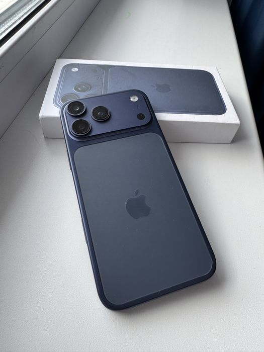 Продам Айфон 17 про Макс на Androide