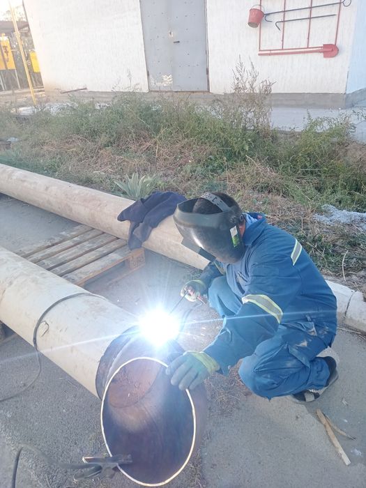 Сварщик на выезд . Отопление , газопровод,  водопровод.