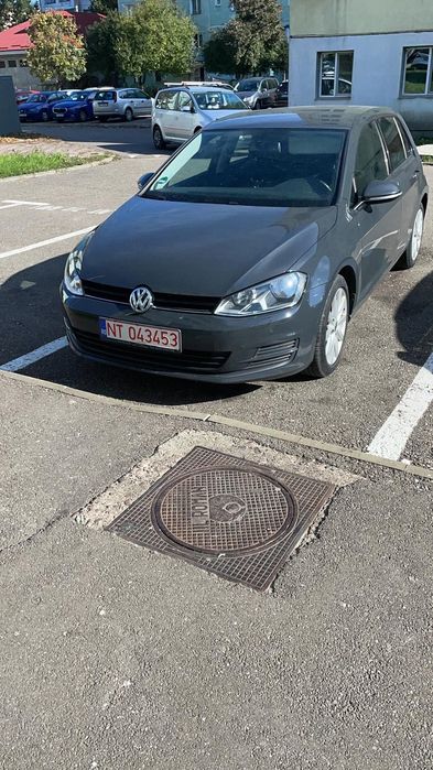 Vând golf 7 an 2013 motor 1/2 fsi benzină