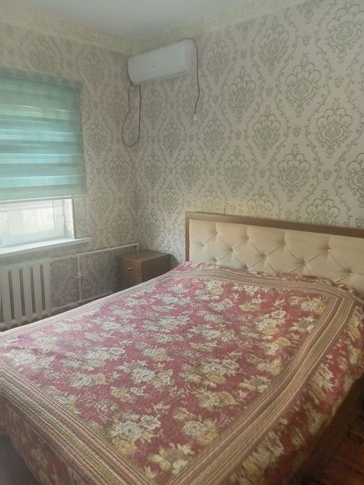 Срочно Продаётся 5-ти комнатная квартира в Янгихаётском районе