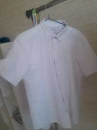 Рубашка белого цвета