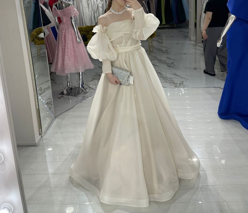 Продам платье шикарная