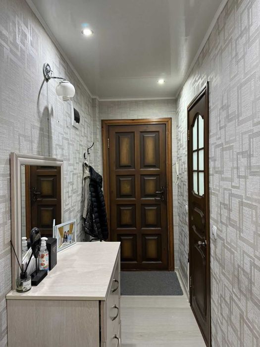 2 комн по Строителей / Помощь в ипотеке , торг