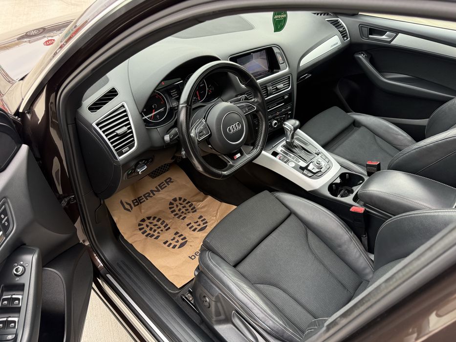 Audi Q5 2.0TDI•190cp•2017•3xS-Line•Distronic