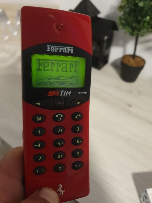 Telefon rar de colectie Hagenuk Ferrari F10 - vintage 1996