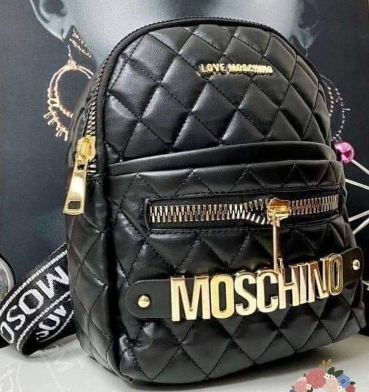 Set Moschino (curea+rucsac),logo metalic auriu, super model