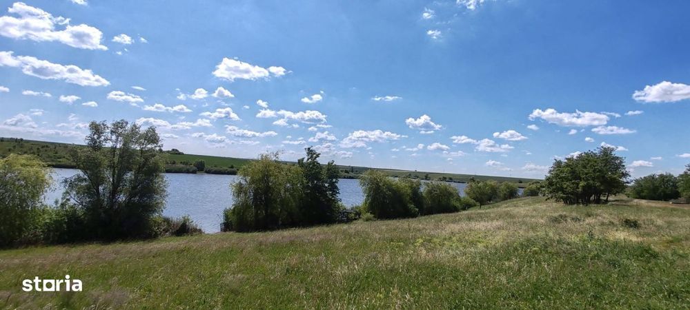 Teren extravilan deosebit, 5755 mp pe malul lacului Miersig, Bihor