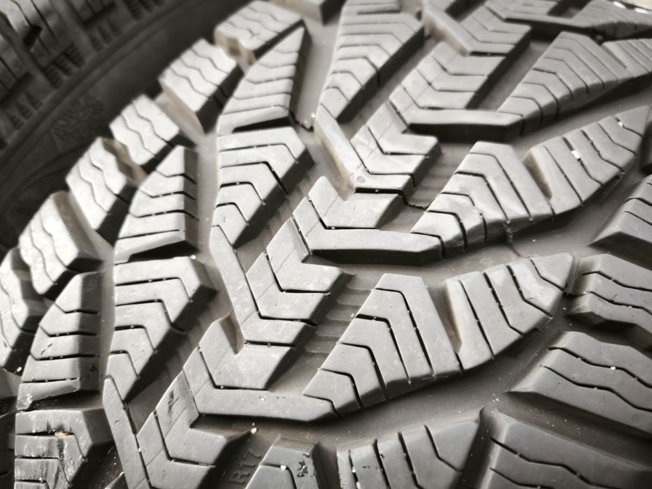 205/45/17" 2бр Kormoran winter, dot4121,7mm