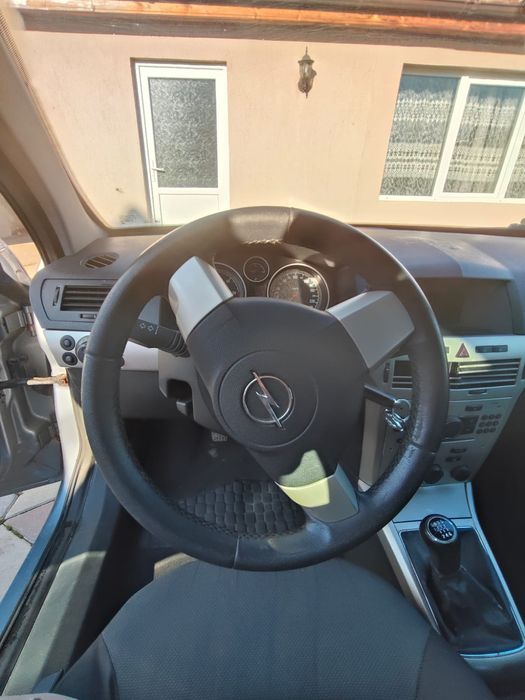 Opel Astra H 1.9