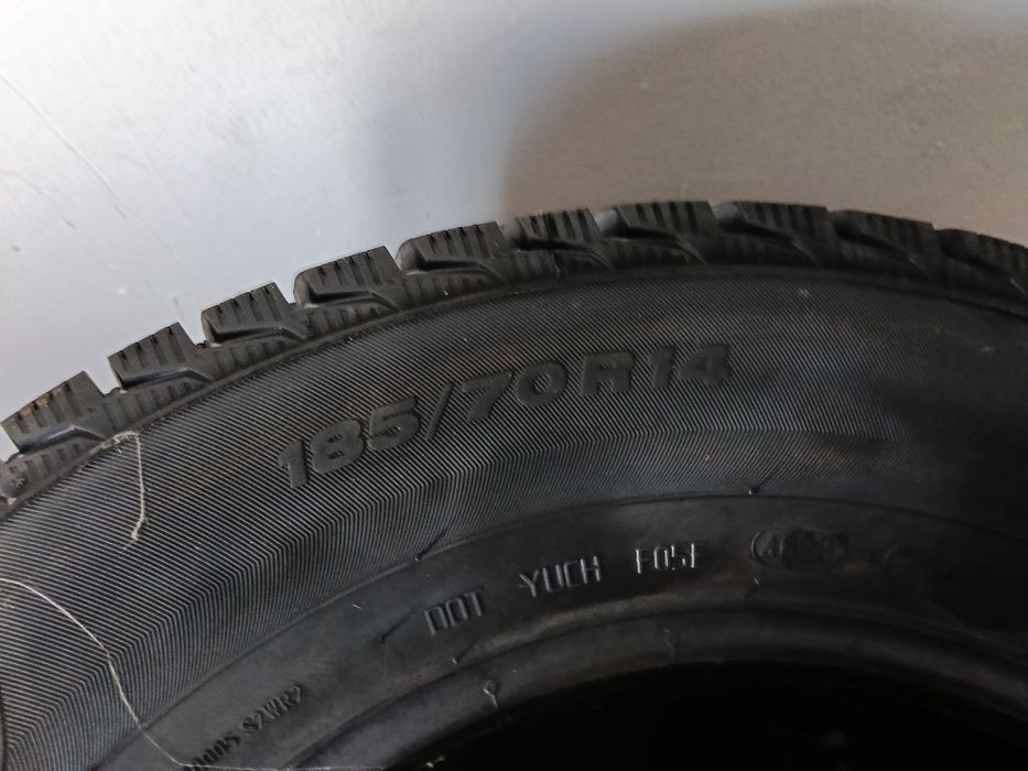 Зимные шины 185/70/14