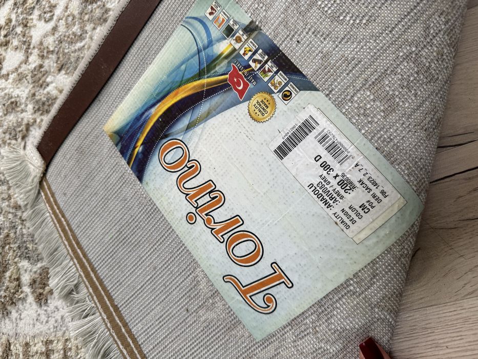 Продам ковер размером  2х3м турецкий