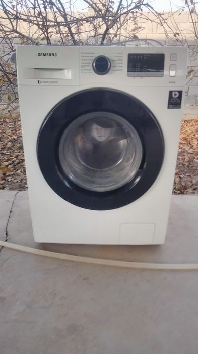 Стиральная машина рабочая