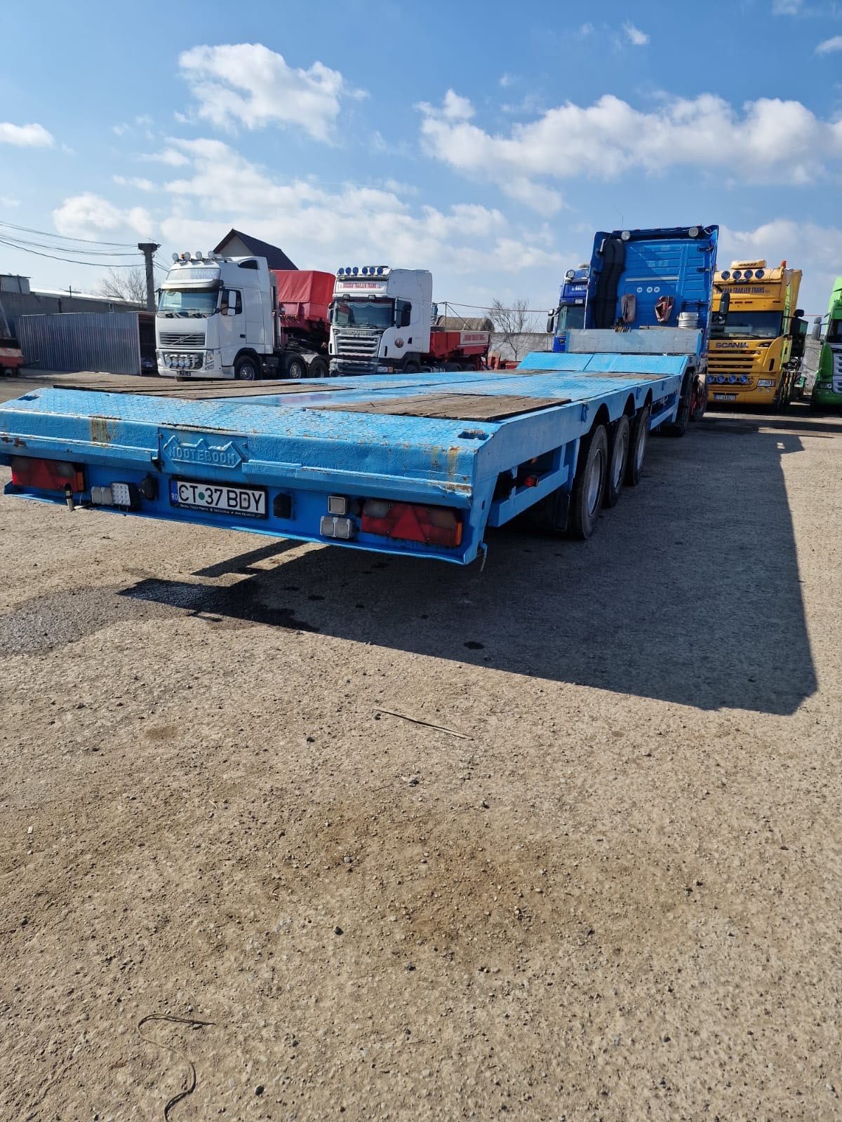 Trailer hidraulic extensibil 27 m