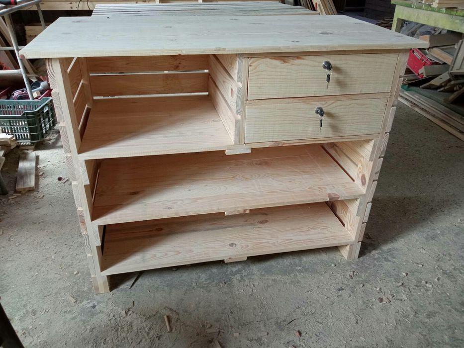 Търговска щанд маса с чекмеджета