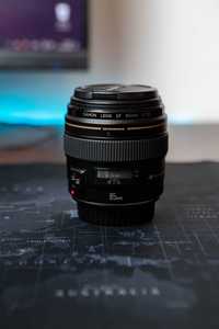 Canon EF 85mm f/1.8 USM Obiectiv pentru Canon EF