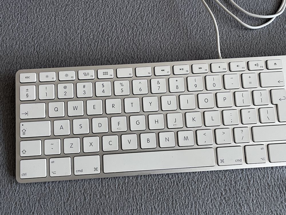 Tastatura si mouse Apple