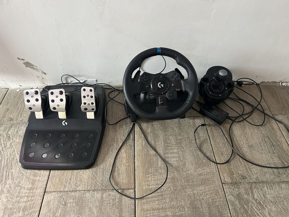 Volan Logitech g923 + schimbator