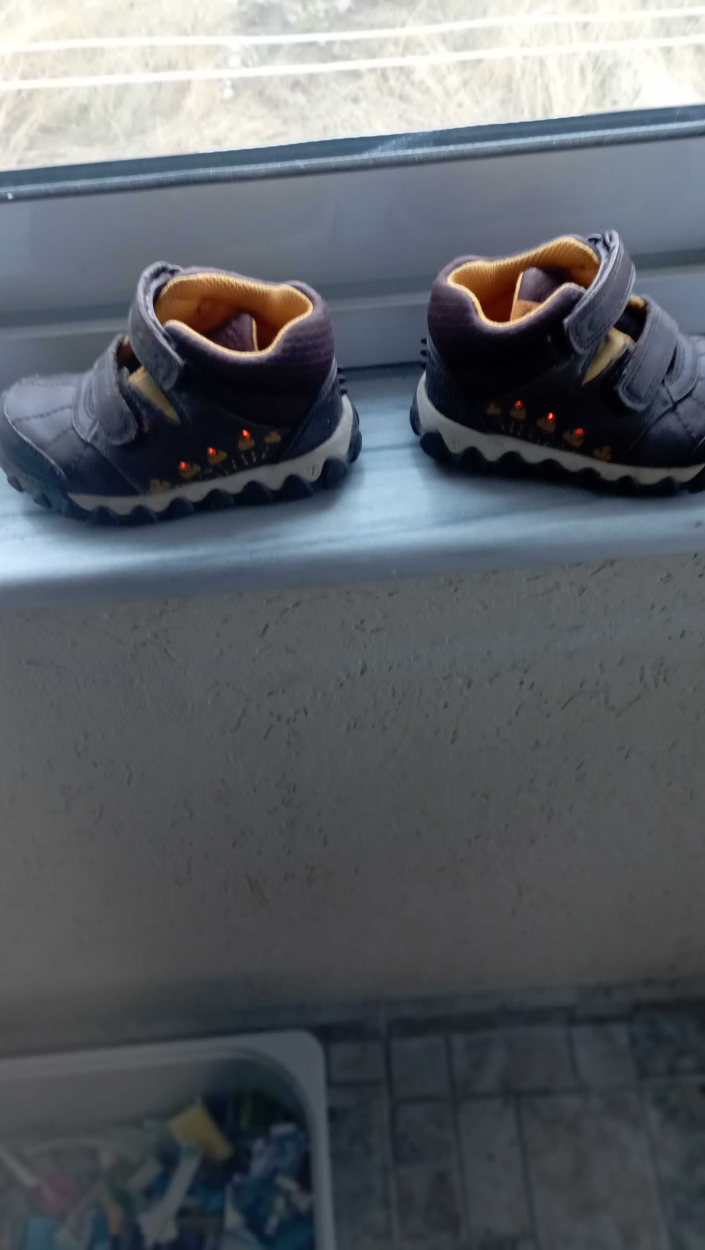 Детски боти Clarks 24 н.