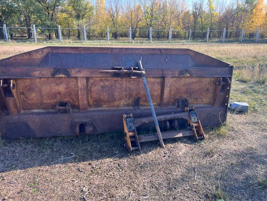 лопата, ковш, бульдозер, на Кировец К701, К700