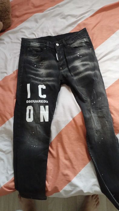 blugi dsquared2 , purtați o dată