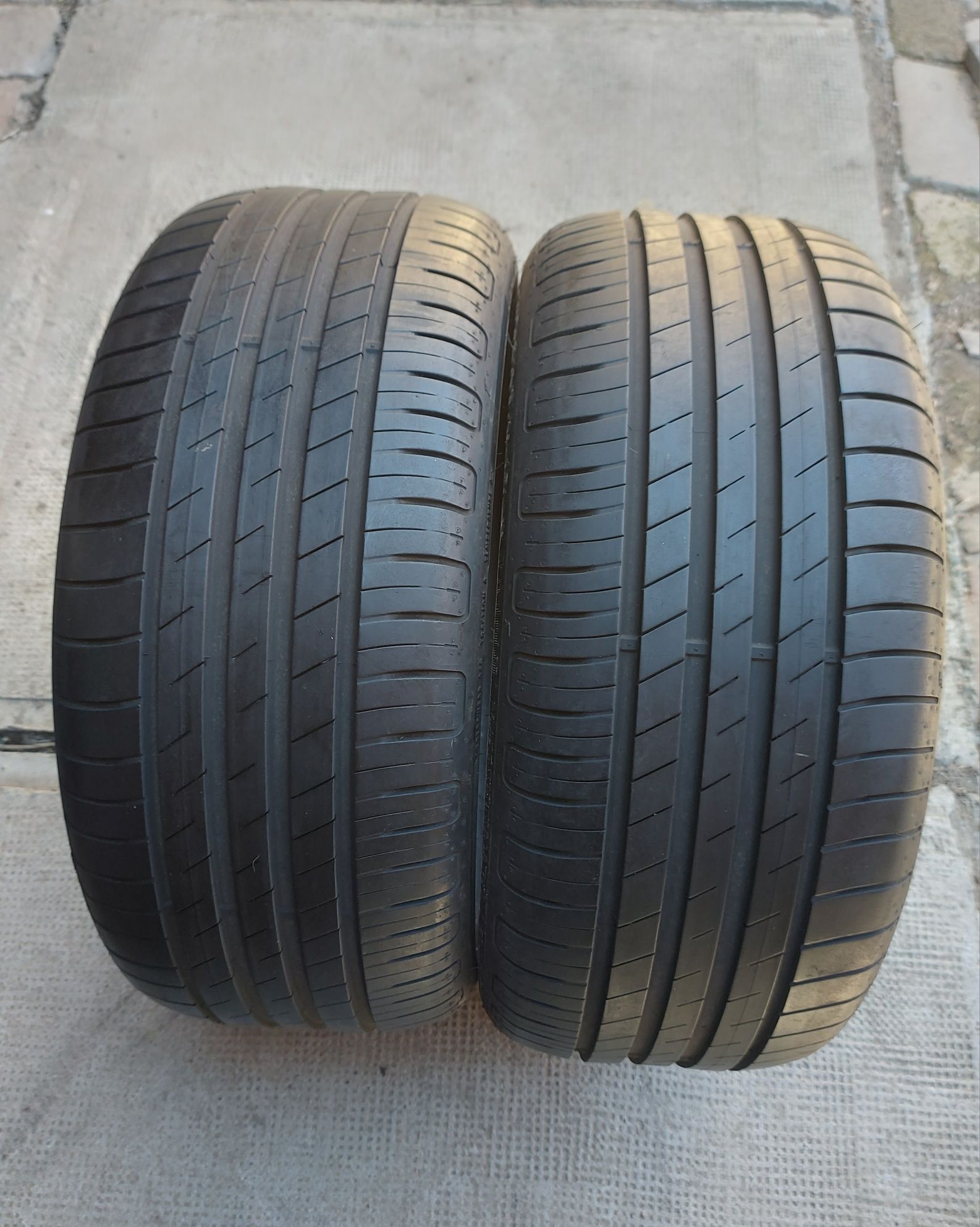 Set 2buc 225/50 R16 92W Goodyear Eficient Grip Asymmetric vară