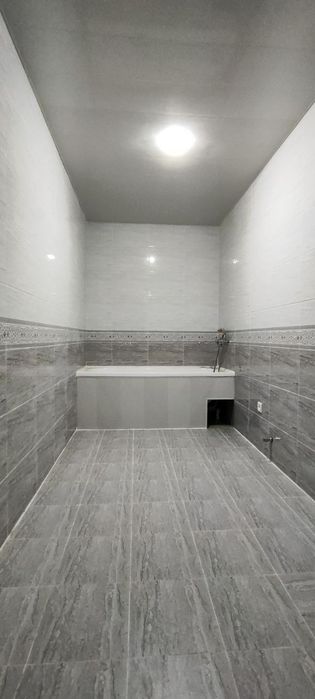 Эски Шуро Бозор Енги Катедж