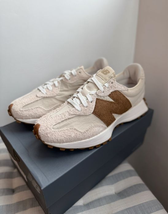 New Balance 327 bej cu maro marimea 43 noi originali