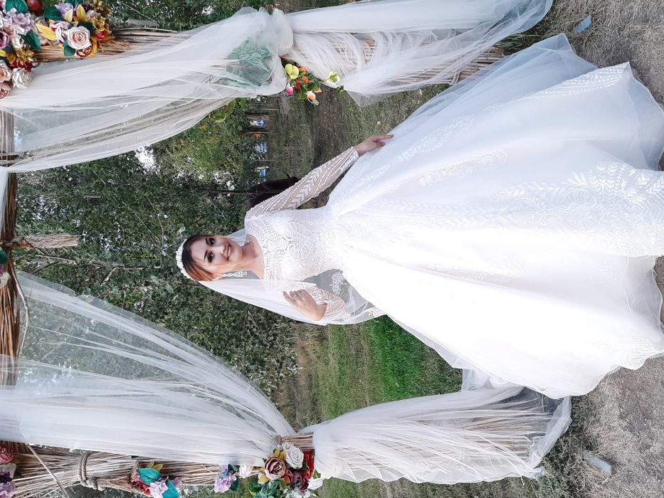 Продам свадебное платье