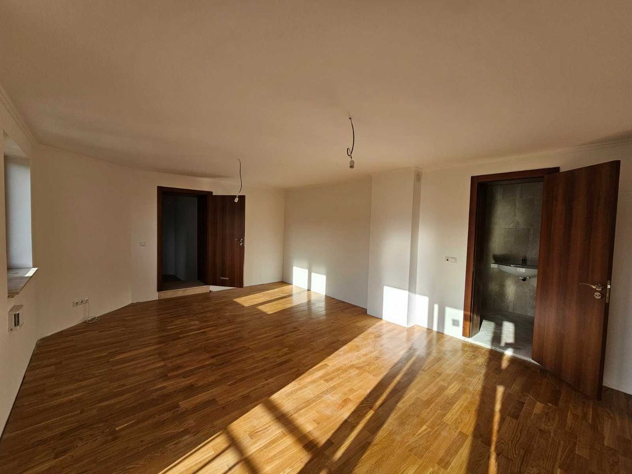 Продава се Двустаен апартамент в Балчик - 78 кв.м за 1270 €/кв.м - Снимка #1