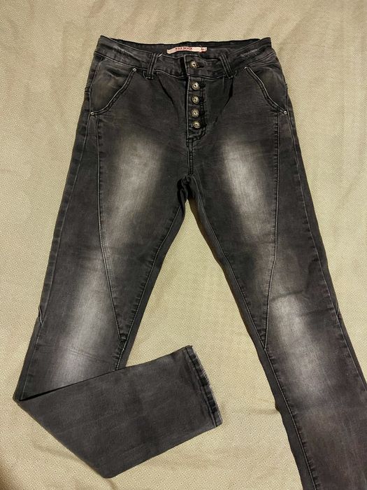 Дамски дънки размер ХС-С