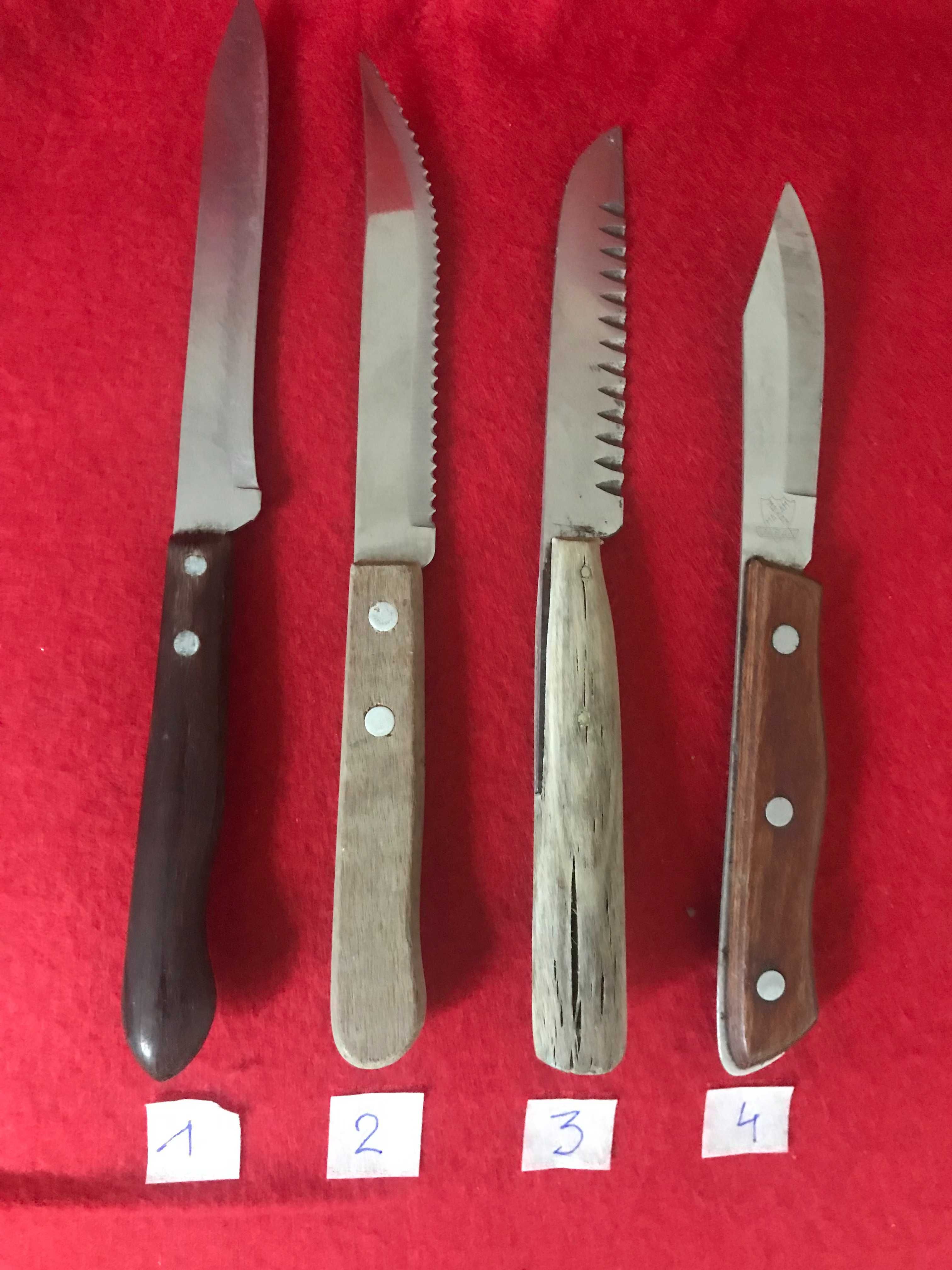 колекция стари ножове, прибори за хранене