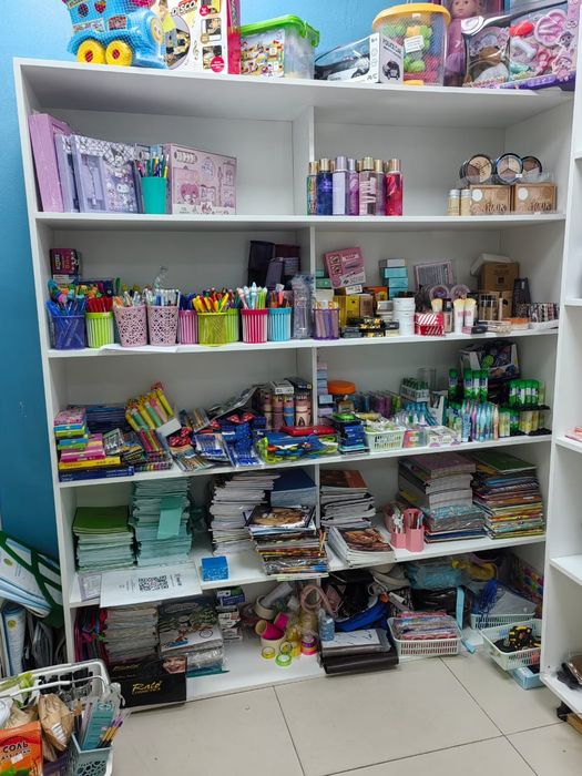 полка, шкаф для товаров