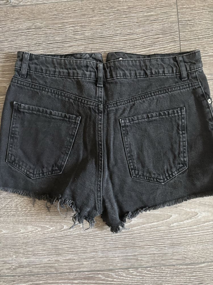 Zara LCW, Sinsay поли къси панталонки М