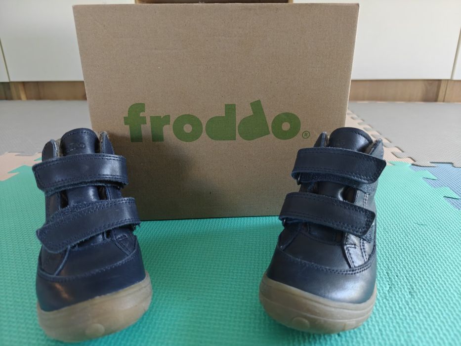 Ghete Froddo imblanite, mărime 26 NOI