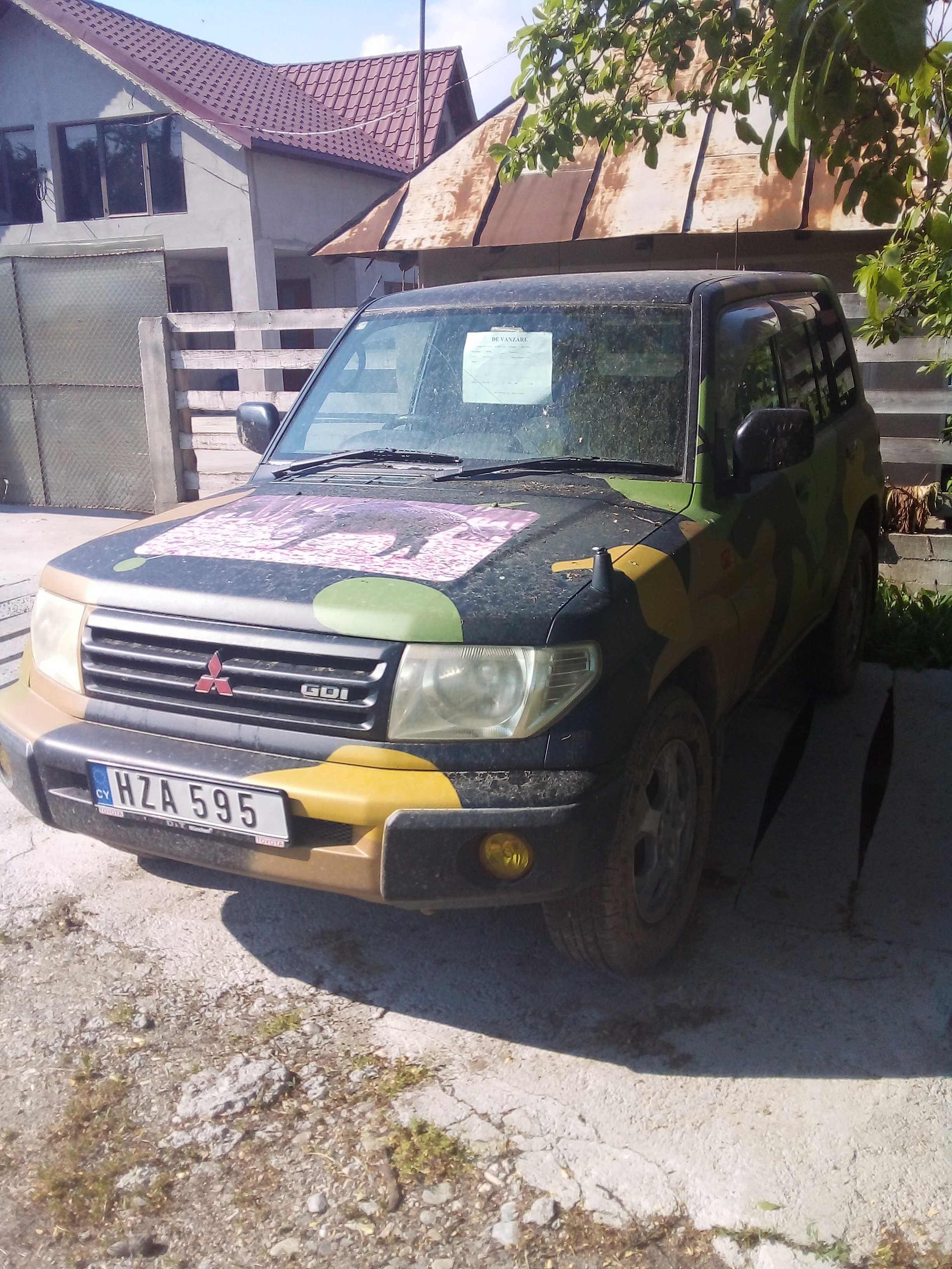 Vând Mitsubishi Pajero Pinin IO pentru dezmembrare