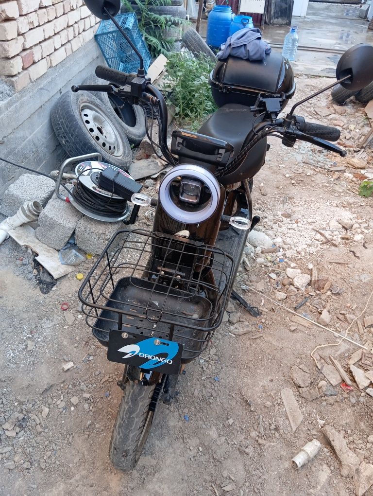 Sotiladi drongo 400$ kelishamiza