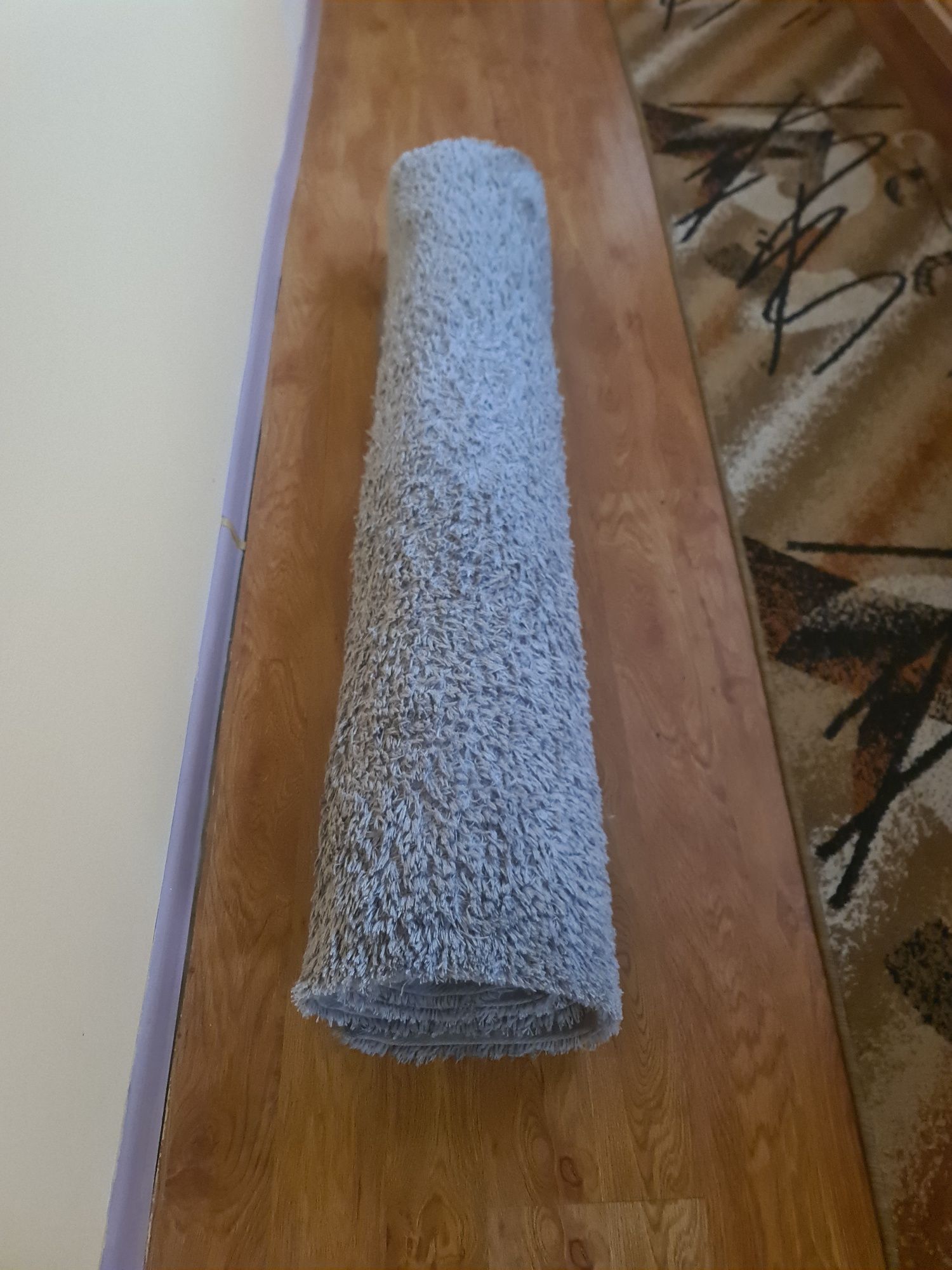 Covor pufos 200 cm lungime pe 140 cm latime