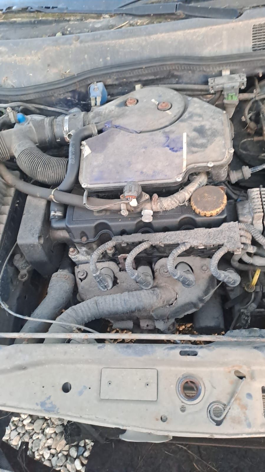 Vând motor opel astra g 1.6 8v 
Motor se da cu proba Este impecabil po