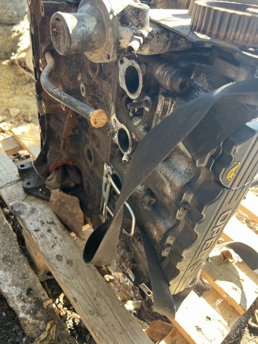 Двигател за Опел Фронтера Омега 2.0 115