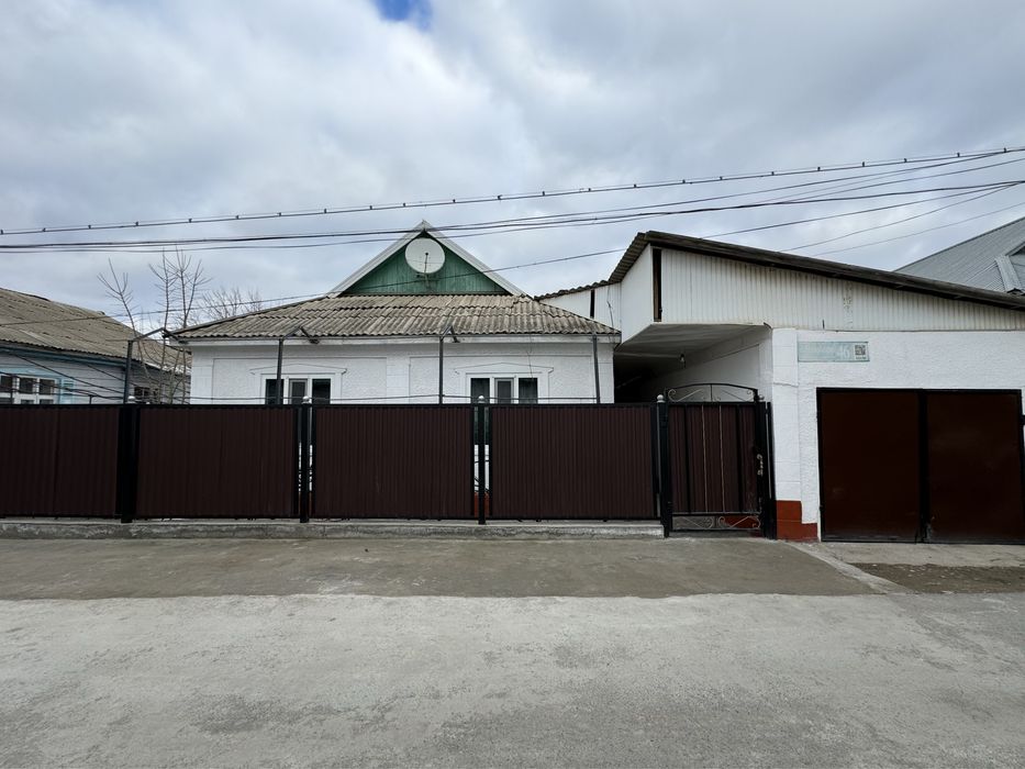 Үй сатылады Жетісай қаласында