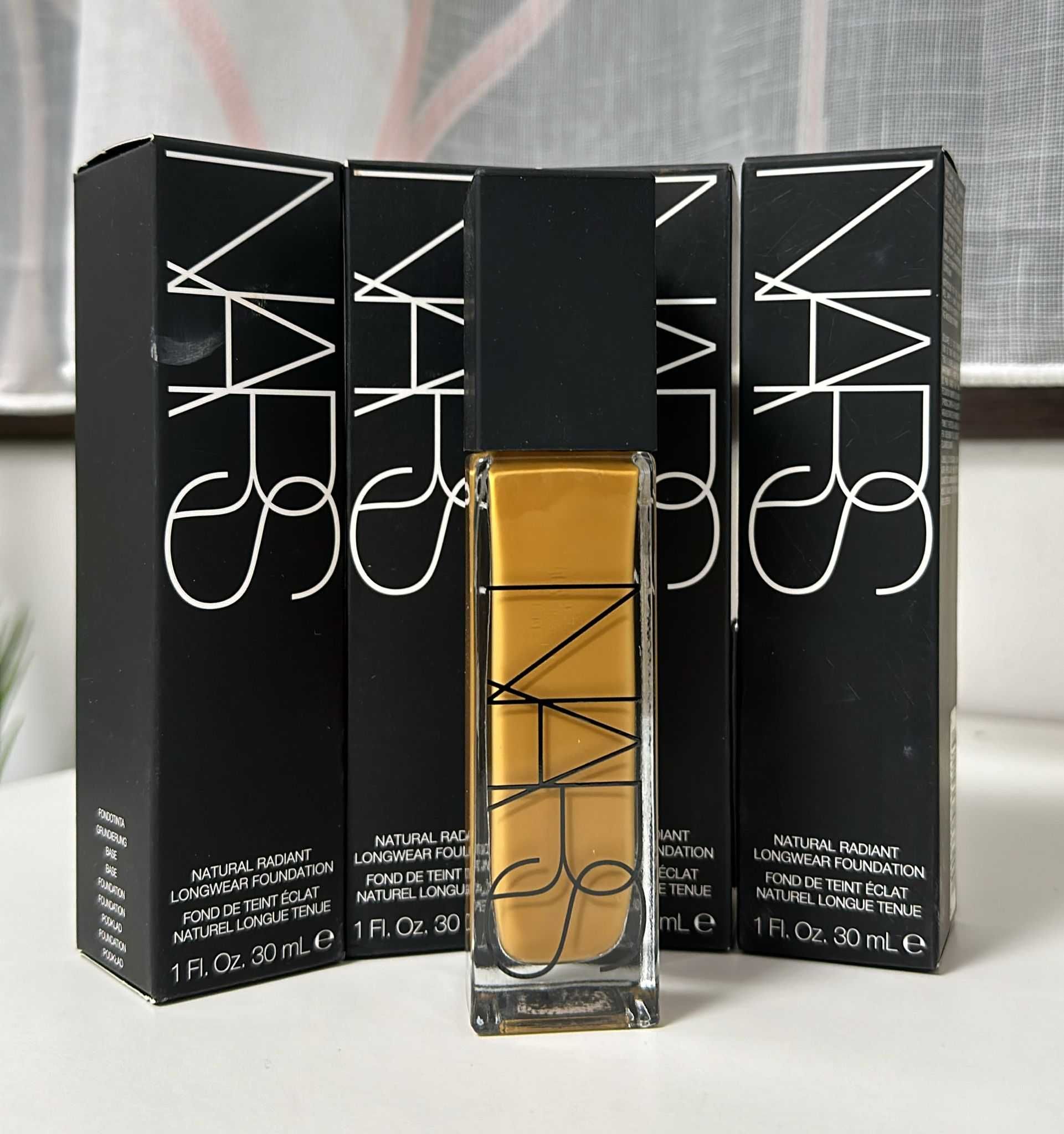 4 X NARS Fond de ten  Natural Radiant