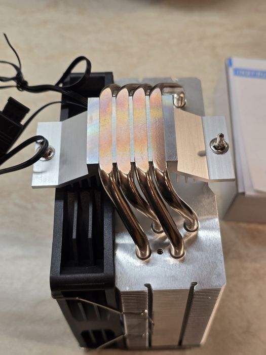 Cooler procesor Serioux 120 mm, aRGB, compatibil AMD si Intel, nou