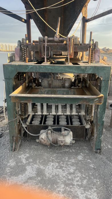 Шлакаблок апарат