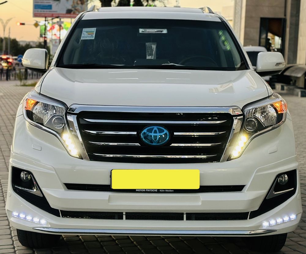 Tayota Land Cruiser Prado 150