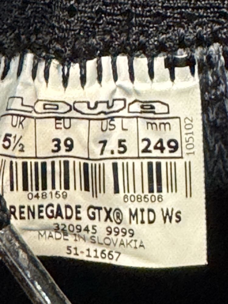 Туристически обувки LOWA RENEGADE GORE-TEX .Номер 39