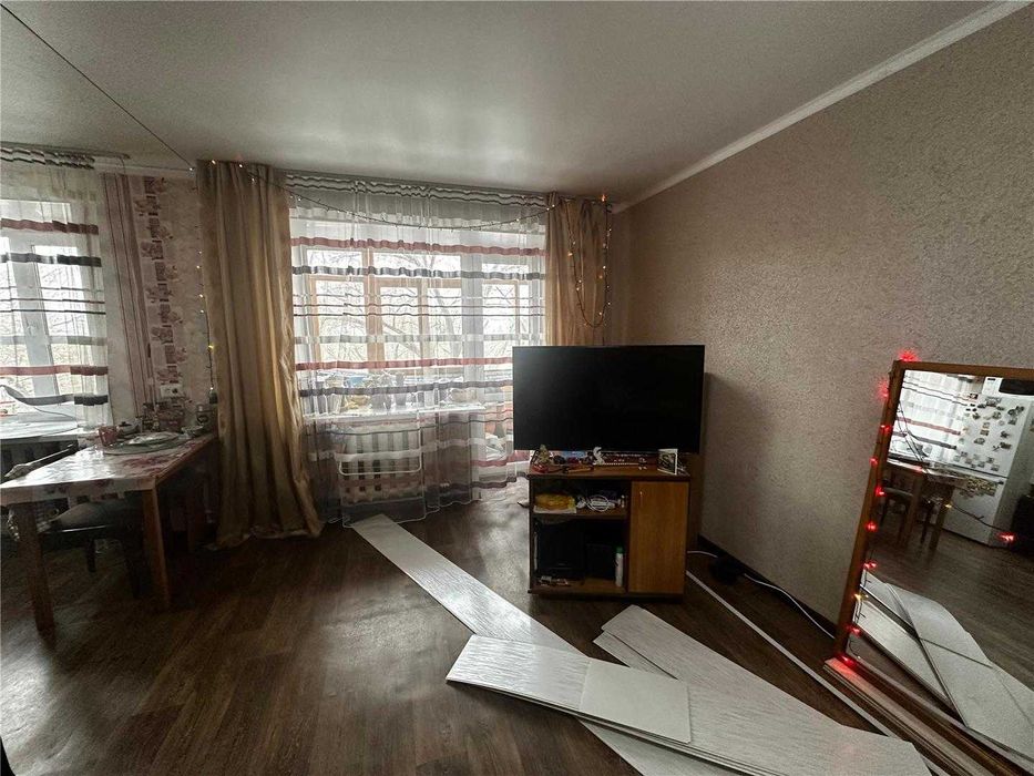 Продается 1 комнатная студия по Бульвару  Независимости!