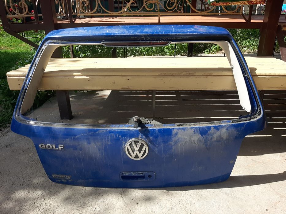 Golf 4 Гольф 4 Багажник крышка цвет Синий Без лабовое стекло
