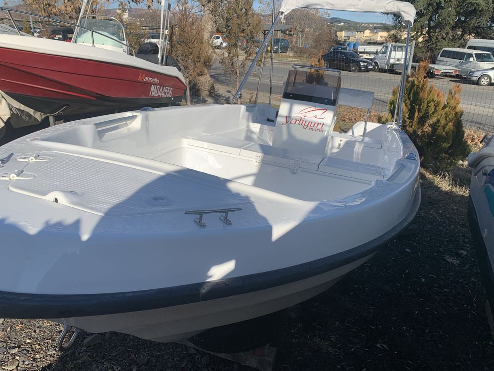 Нова лодка YERLIYURT 450 lxd