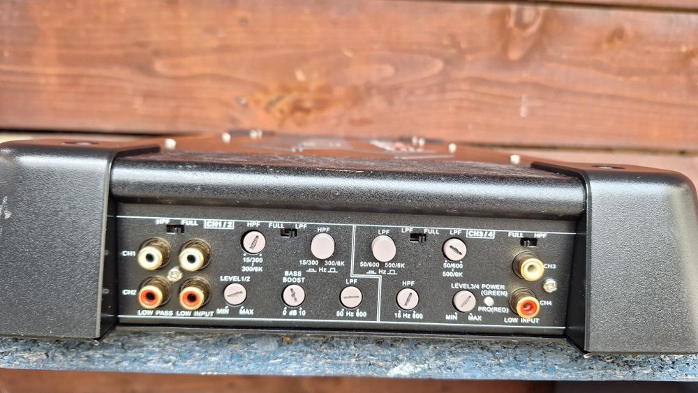 450 lei Amplificator Phase Evolution RS4 alpine kicker hifonics